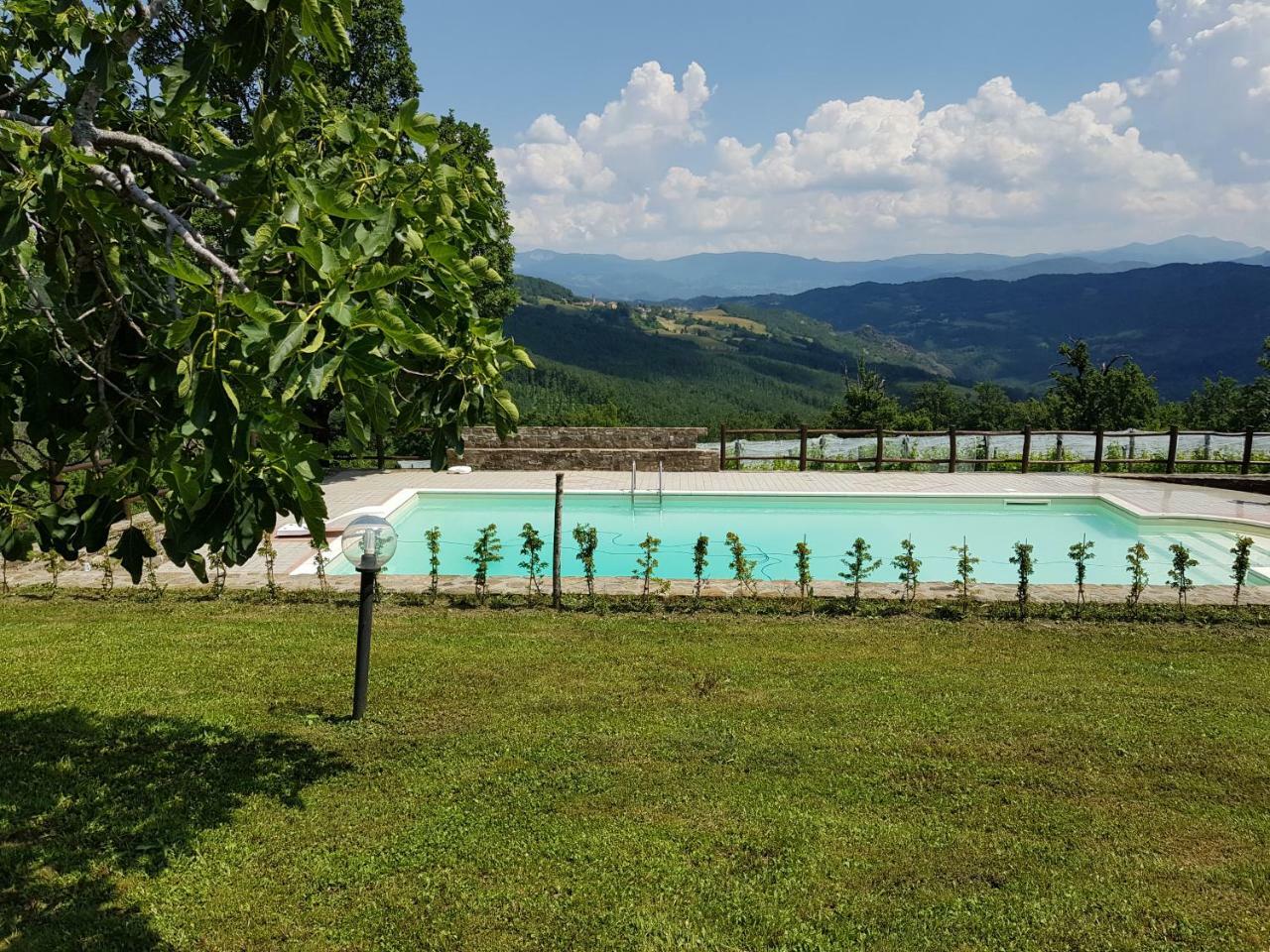 Casa Vacanze Fattoria Il Cerro Villa Pianelleto Bagian luar foto